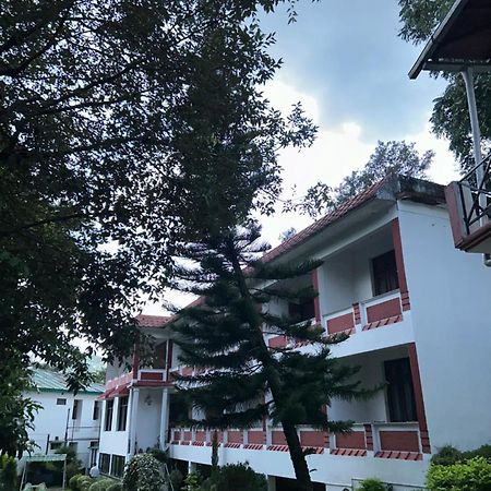 Hotel Maya Regency Bhīm Tāl Exteriör bild